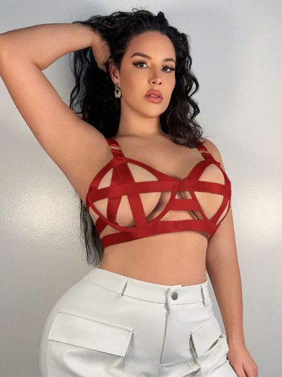 Picture of Red cutout vest